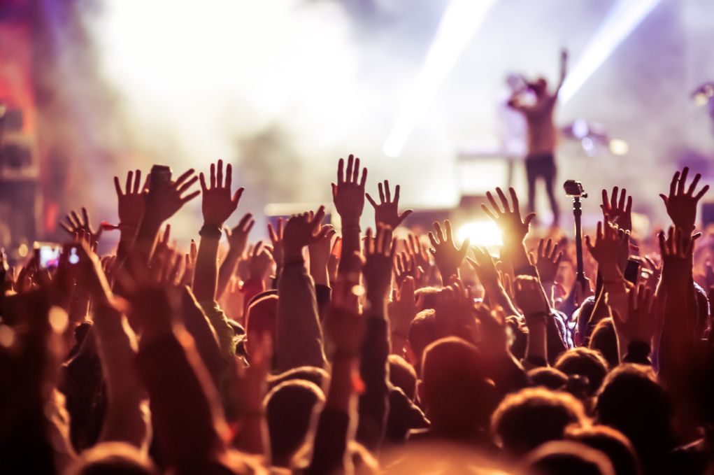 Crowd enjoying a live concert in Santiago de Chile, 2025 music festival.
